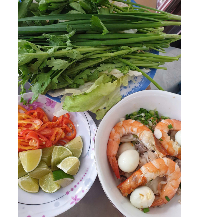 Hủ tiếu khô hoặc nước - tôm